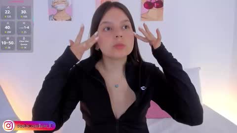 Snapshot of dashanovikov chatting on November 23, 12:38 pm Dasha online show from November 23, 12:38 pm