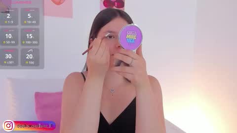 Snapshot of dashanovikov chatting on January 11, 12:21 pm Dasha online show from January 11, 12:21 pm