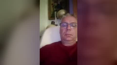 Snapshot of dasteroff chatting on June 14, 7:49 pm dasteroff online show from June 14, 7:49 pm