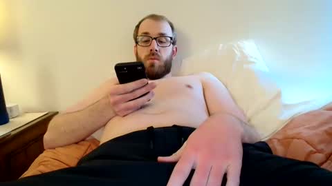 Snapshot of dav_luv4u chatting on February 1, 7:23 pm dav_luv4u online show from February 1, 7:23 pm