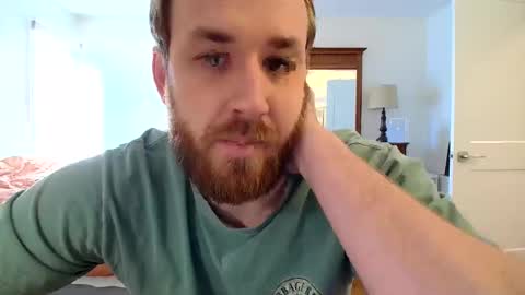 Snapshot of dav_luv4u chatting on February 2, 8:40 pm dav_luv4u online show from February 2, 8:40 pm