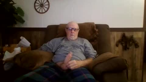 dave571960 online show from October 5, 10:24 am