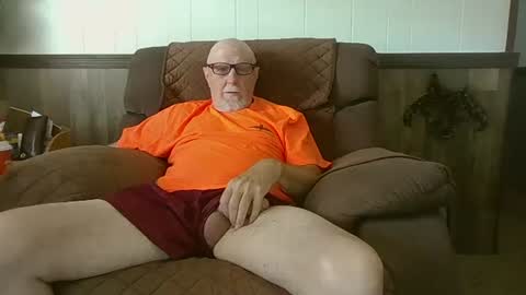 Snapshot of dave571960 chatting on July 12, 2:08 pm dave571960 online show from July 12, 2:08 pm