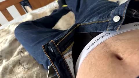 Snapshot of dave7880 chatting on February 7, 12:42 pm DAVE online show from February 7, 12:42 pm