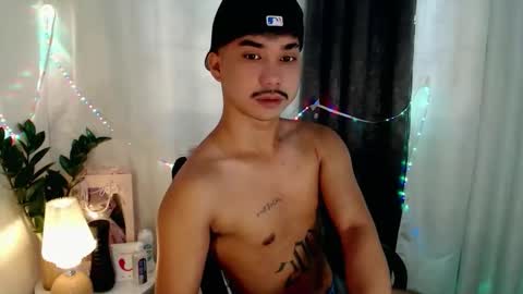 DAVE online show from April 8, 12:43 am