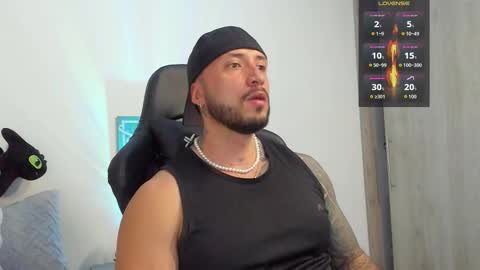 DAVE MAX online show from October 15, 2:01 am