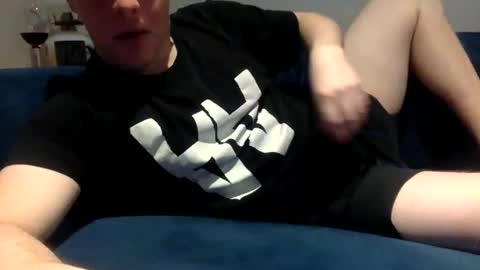 daveb709709709 online show from March 7, 3:14 am