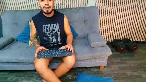 Snapshot of daveparker_ chatting on June 23, 2:04 pm Dave online show from June 23, 2:04 pm