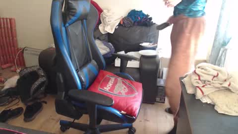 dave online show from January 16, 9:46 am