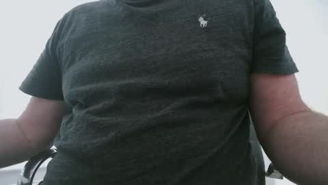 davesu12345 online show from April 14, 10:54 am