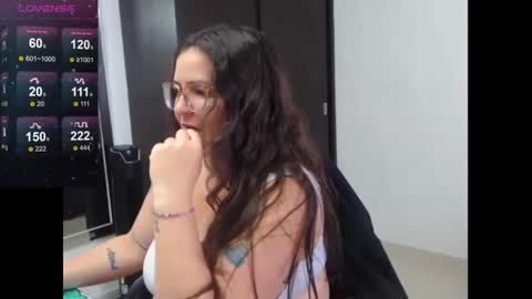 daviana online show from October 18, 1:12 pm