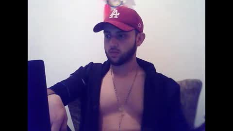 Snapshot of david23vergota chatting on October 17, 8:06 am david23vergota online show from October 17, 8:06 am