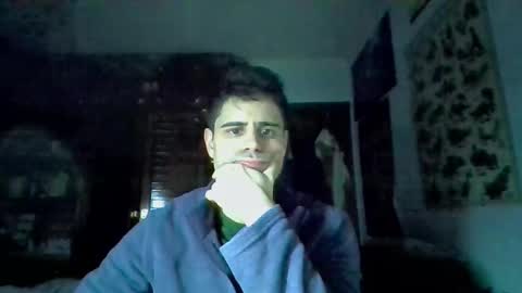 Snapshot of david33333333 chatting on February 16, 4:32 pm david33333333 online show from February 16, 4:32 pm