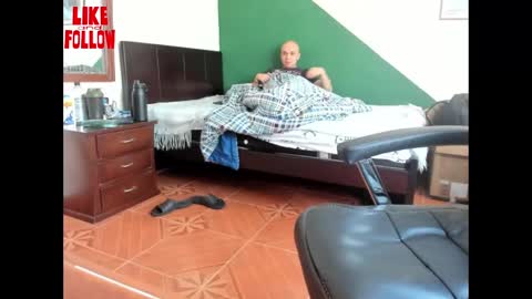 Snapshot of david_2789 chatting on March 12, 10:07 pm David online show from March 12, 10:07 pm