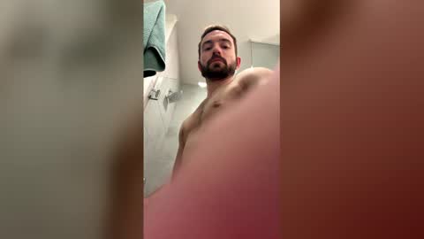 Snapshot of david_d97 chatting on February 22, 1:40 am DavidD online show from February 22, 1:40 am