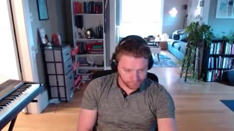 david_dixon2025 online show from January 16, 8:35 pm