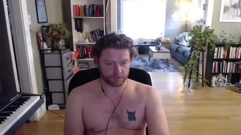 david_dixon2025 online show from March 7, 9:23 pm