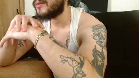 Twitter davidsanctum online show from October 28, 11:29 pm