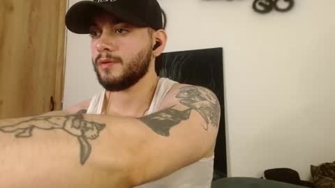 Twitter davidsanctum online show from February 27, 5:18 am