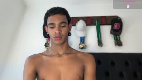 Snapshot of david_hot44 chatting on July 8, 7:18 pm david_hot44 online show from July 8, 7:18 pm