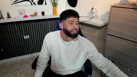 david_janson18 online show from April 2, 12:03 pm