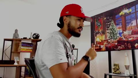 Hey im David that loves to explore and speak their fantasies. Very open talktative and nice. Feel free to chat with me online show from December 3, 3:00 pm