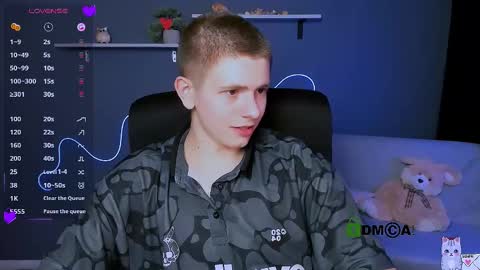 David online show from March 8, 8:03 pm