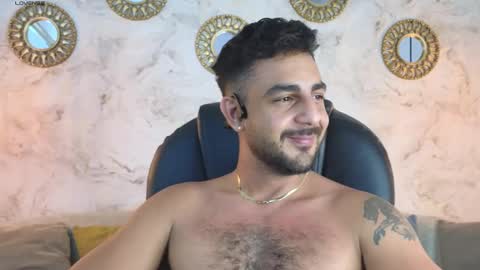 Snapshot of david_oliveira chatting on January 8, 2:14 pm JF oliveira online show from January 8, 2:14 pm