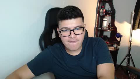 Snapshot of david_smit_ chatting on February 27, 5:07 am david smit online show from February 27, 5:07 am