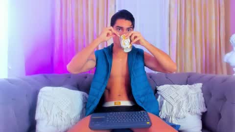 davidaponte online show from January 2, 3:40 pm