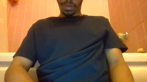 Snapshot of davidbigdick24 chatting on November 29, 1:08 am David online show from November 29, 1:08 am