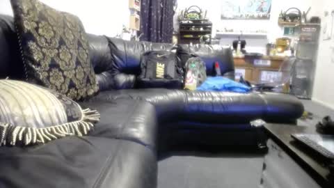 Snapshot of davidcamazda chatting on October 20, 3:12 pm davidcamazda online show from October 20, 3:12 pm