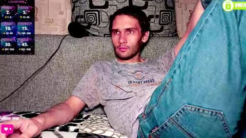 Snapshot of davidcarrollx chatting on October 11, 8:07 pm DavidCarroll online show from October 11, 8:07 pm