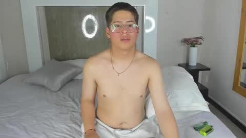 Snapshot of davidcruz16 chatting on September 23, 3:20 am davidcruz16 online show from September 23, 3:20 am