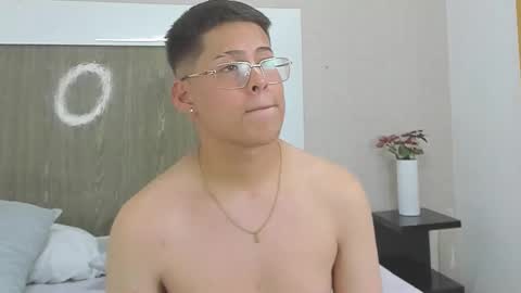 Snapshot of davidcruz16 chatting on September 26, 2:59 am davidcruz16 online show from September 26, 2:59 am