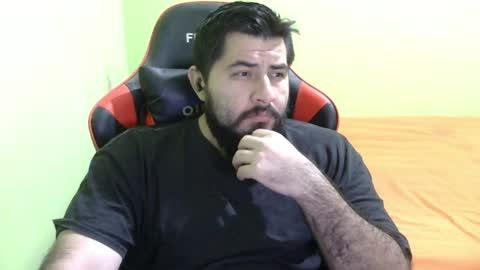 Snapshot of daviddelz chatting on January 15, 7:48 am David online show from January 15, 7:48 am