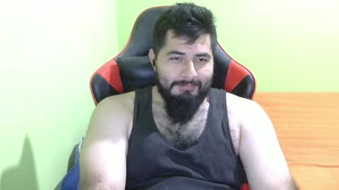 Snapshot of daviddelz chatting on February 5, 5:52 am David online show from February 5, 5:52 am