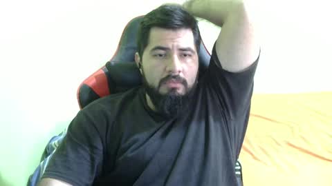 Snapshot of daviddelz chatting on February 16, 5:37 pm David online show from February 16, 5:37 pm