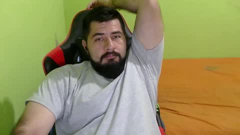 Snapshot of daviddelz chatting on February 28, 4:54 am David online show from February 28, 4:54 am