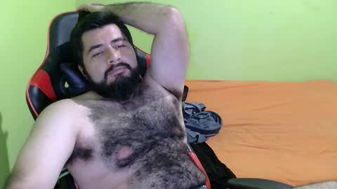 Snapshot of daviddelz chatting on November 25, 5:07 am David online show from November 25, 5:07 am