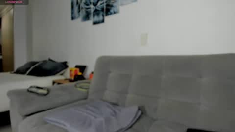 Snapshot of davidj_hot chatting on July 3, 10:05 pm david online show from July 3, 10:05 pm