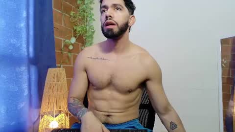 Snapshot of davidnova__ chatting on June 21, 2:19 pm David Nova online show from June 21, 2:19 pm