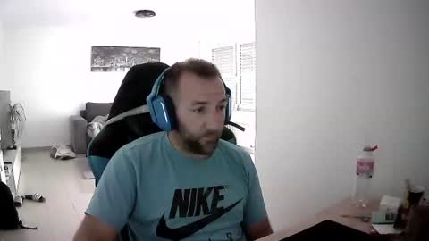 Snapshot of daviid420 chatting on July 9, 12:53 pm daviid420 online show from July 9, 12:53 pm