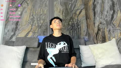 David online show from April 2, 8:06 pm