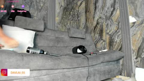 David online show from April 4, 8:17 pm