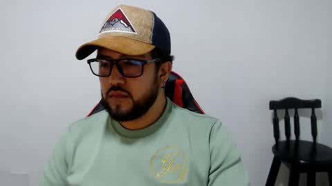 Snapshot of daviko07 chatting on November 2, 6:05 am daviko07 online show from November 2, 6:05 am