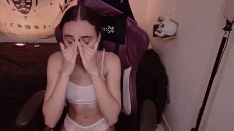 Davina online show from December 16, 4:56 pm