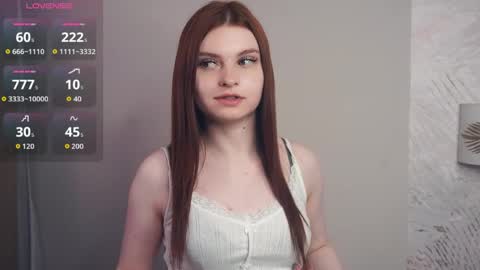 Snapshot of davinagreengo chatting on May 6, 10:15 pm Louise online show from May 6, 10:15 pm