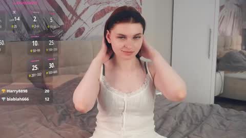 Snapshot of davinagreengo chatting on May 7, 10:37 pm Louise online show from May 7, 10:37 pm