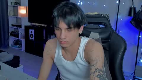 davis online show from January 10, 8:54 pm